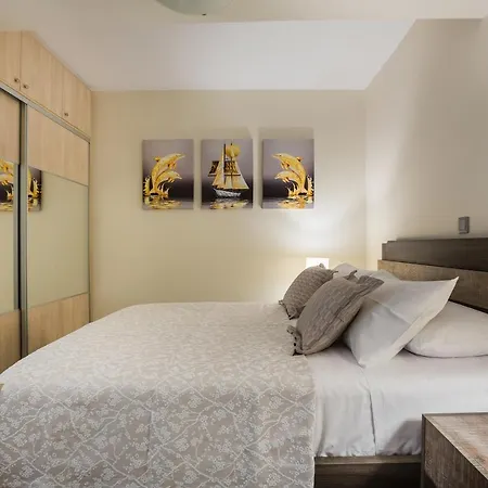 Serenity * Argostoli (Kefalonia)