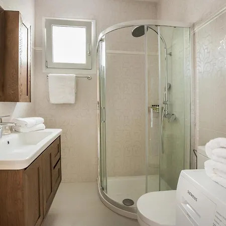 Serenity * Argostoli (Kefalonia)